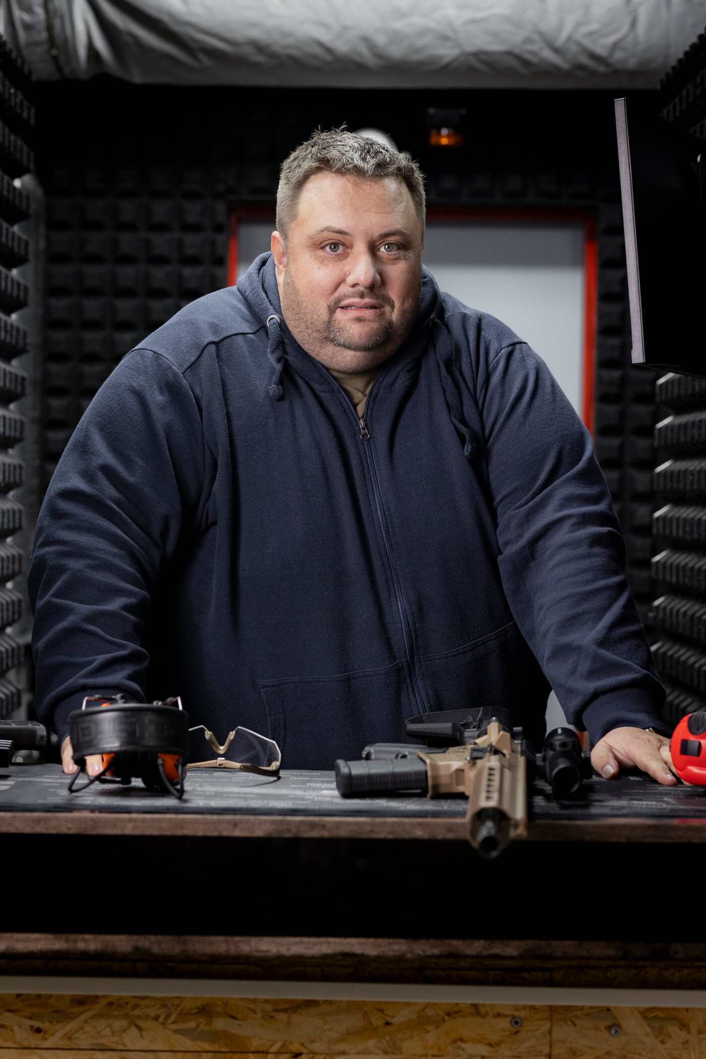 Dušan Váchal, zbrojíř